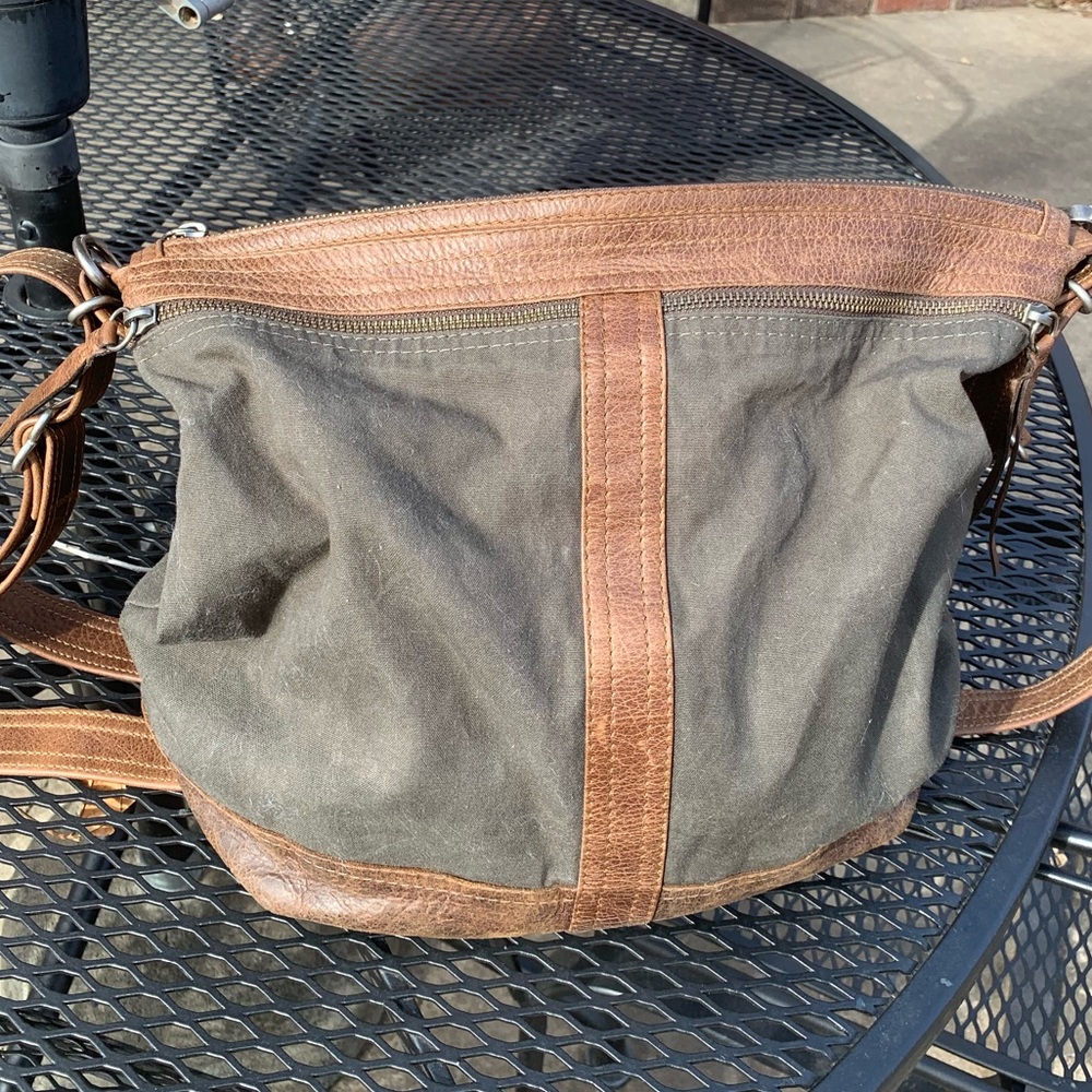 Rough & Tumble Vintage Hobo Hoop Medium